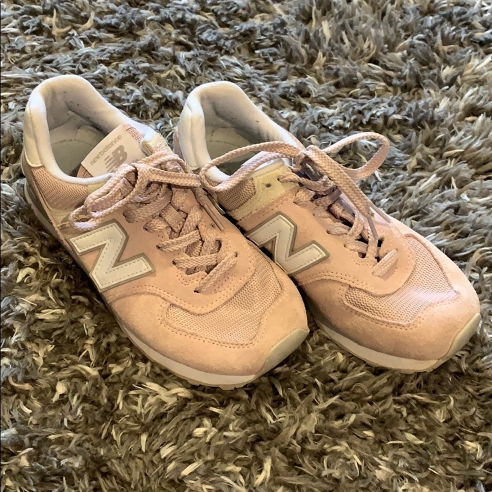 Pink New Balance 574